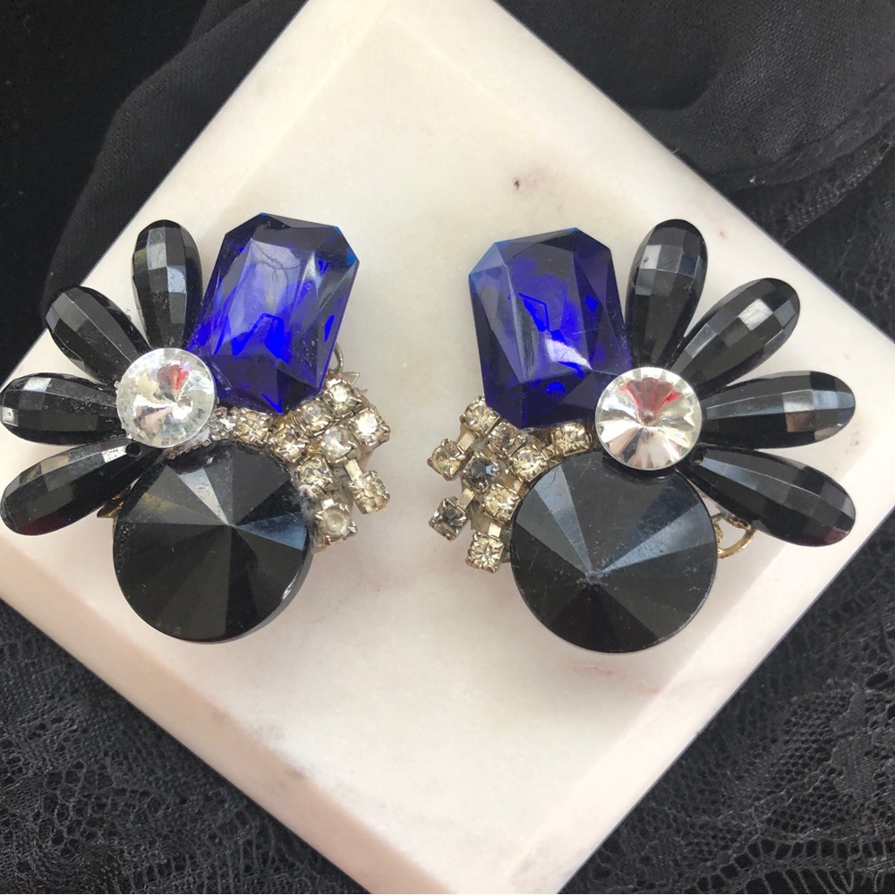 Vintage 1980 Rhinestone Blue Black Lucite Big Clip On Earrings - Picture 3 of 9